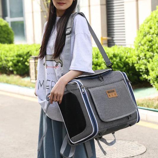 AmoriPet TravelNest – 4-in-1 bag.